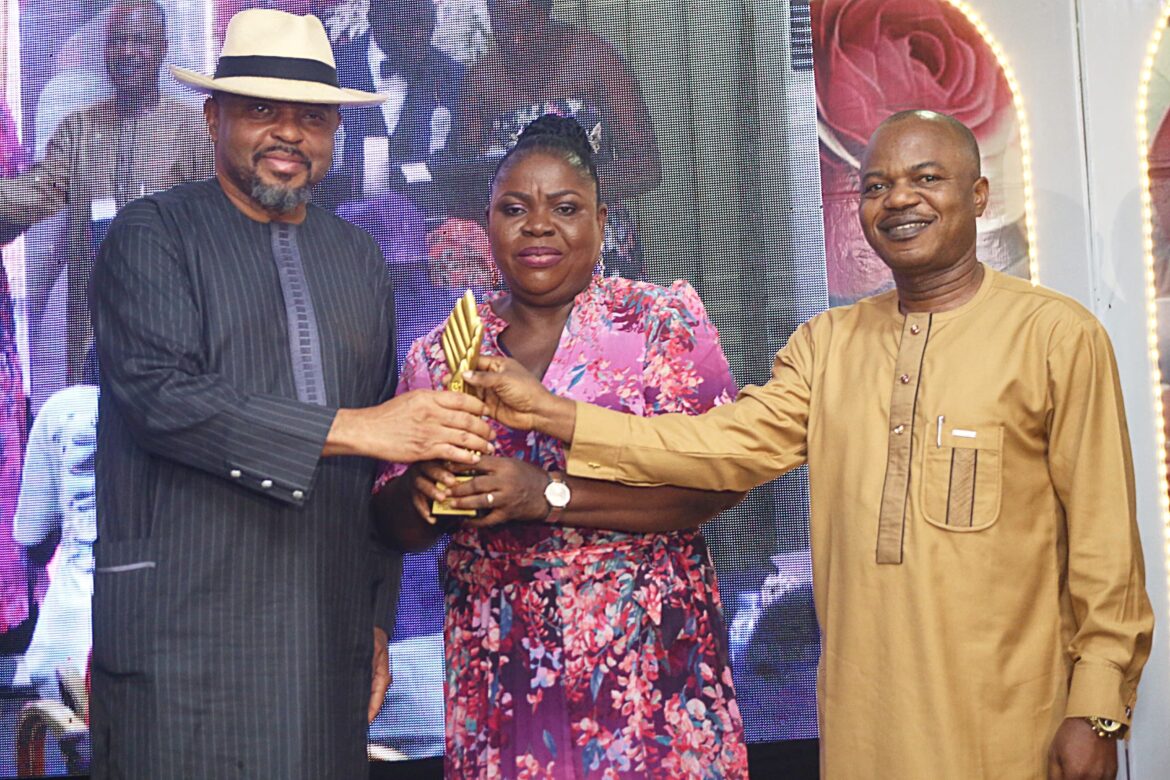 4643dbff-f072-4190-9f64-8f4c9dbdcbb3